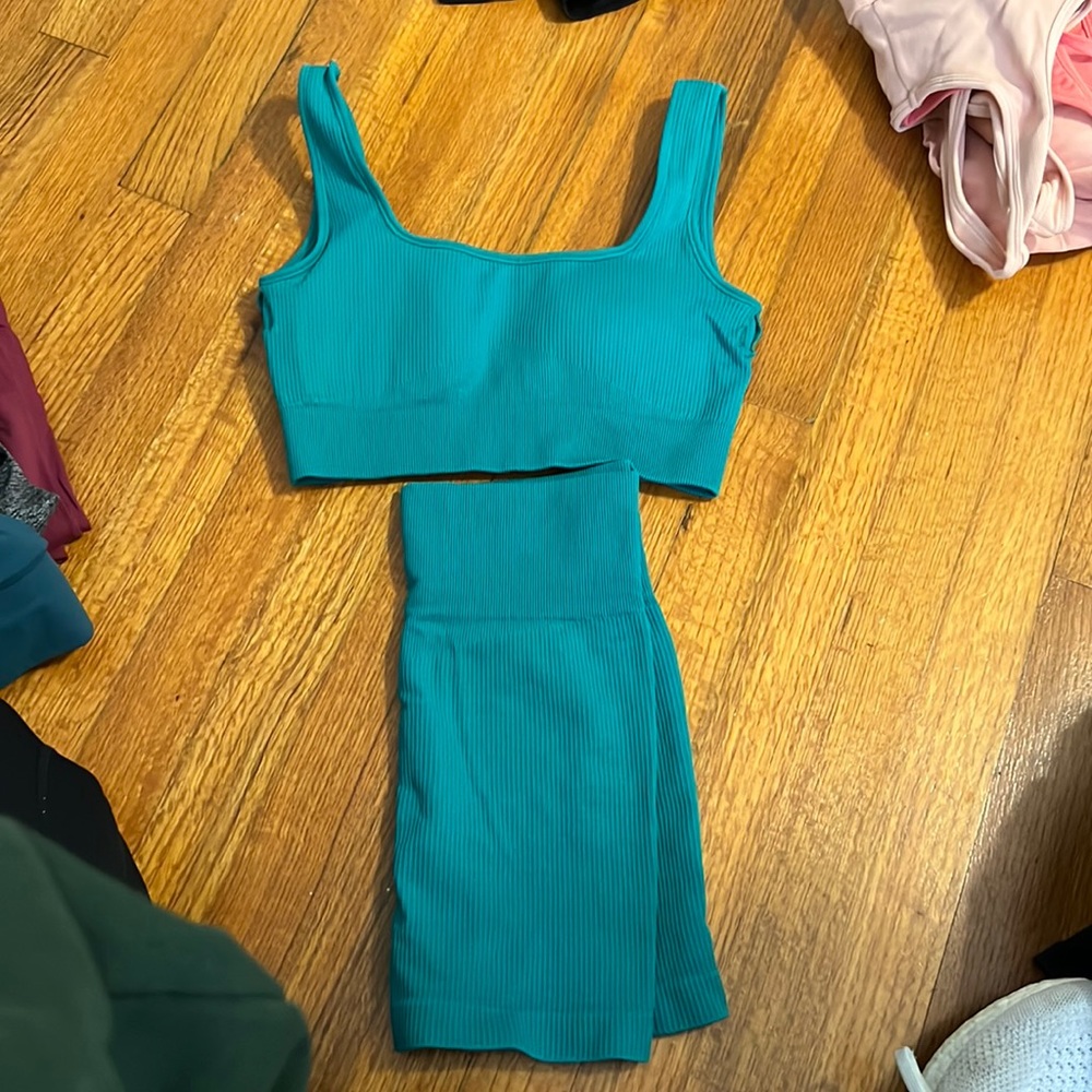 Amazon Workout set (bra top and biker short)
